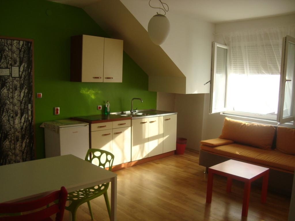 Two Flowers Apartments Zagreb Habitación foto
